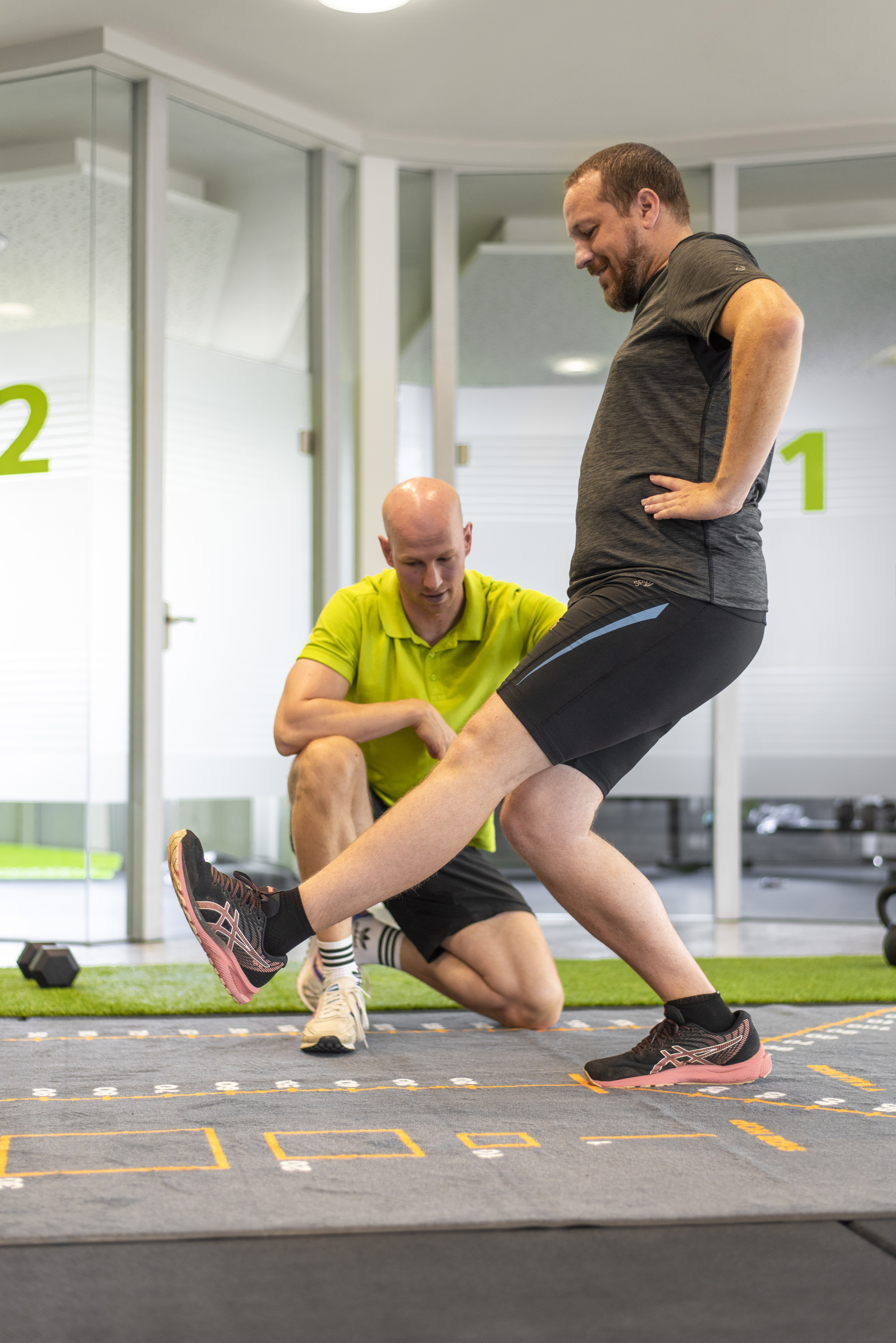 Funktionelles Training mit Therapeut
